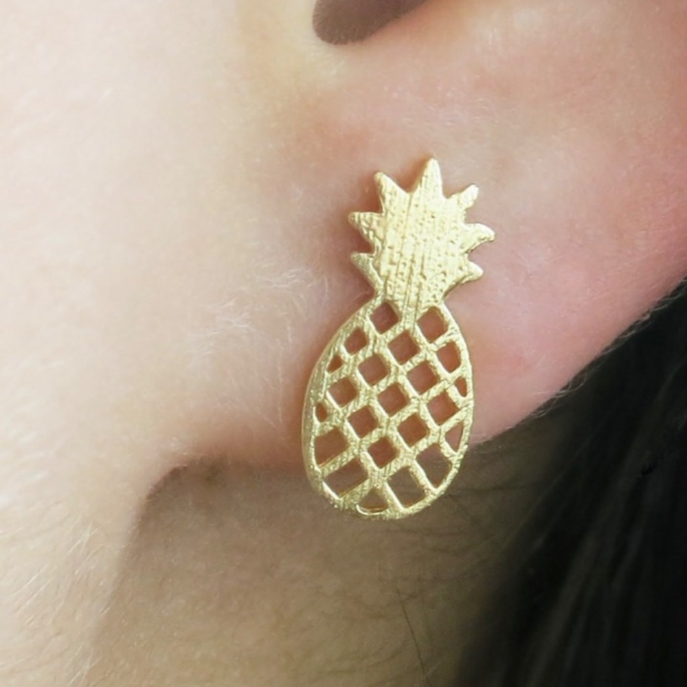 Gold Pineapple Stud Earings